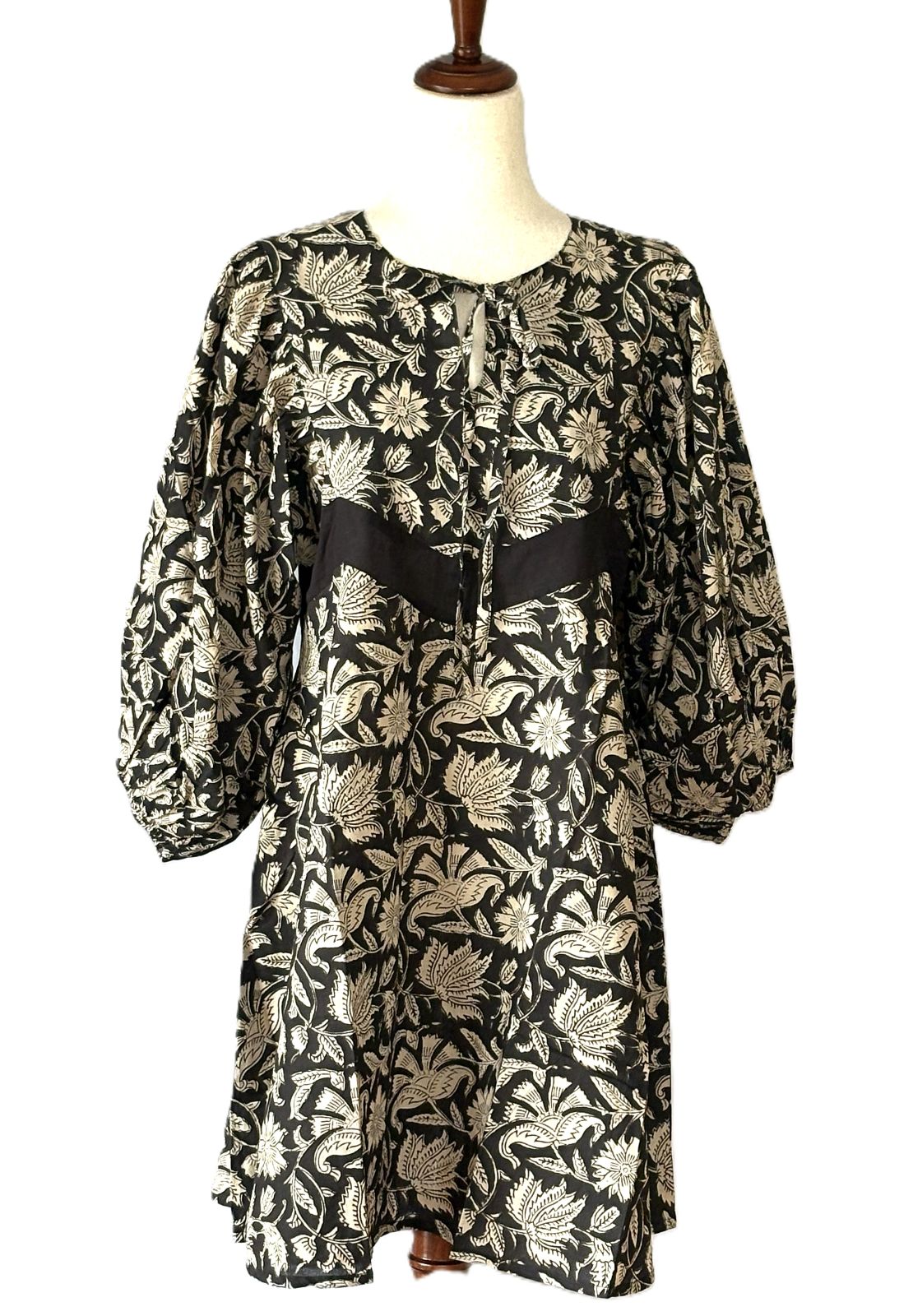Dresses: Fitted Empire Flattering Block Print Cotton Short