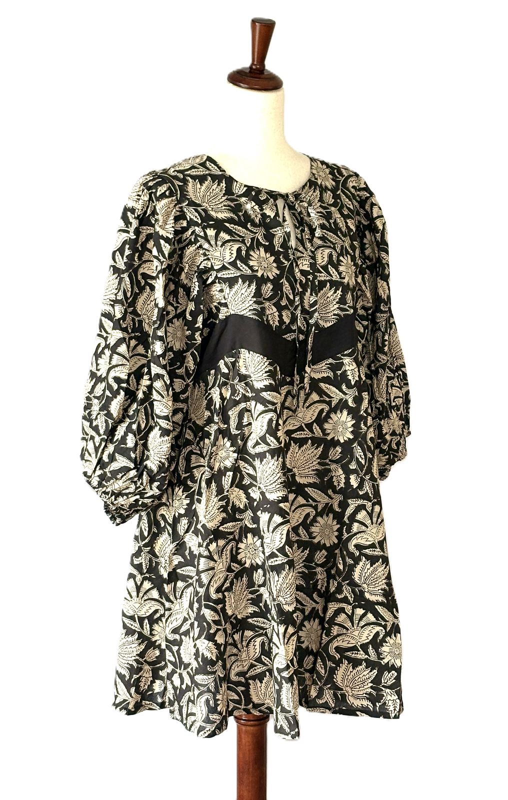 Dresses: Fitted Empire Flattering Block Print Cotton Short