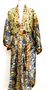 Silk Kimono Duster In a Water Color Print (Navy/Bronze)