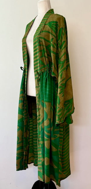 Kantha Bae Dreamweaver Silk Kimono Is A Statement Piece. (Lime)