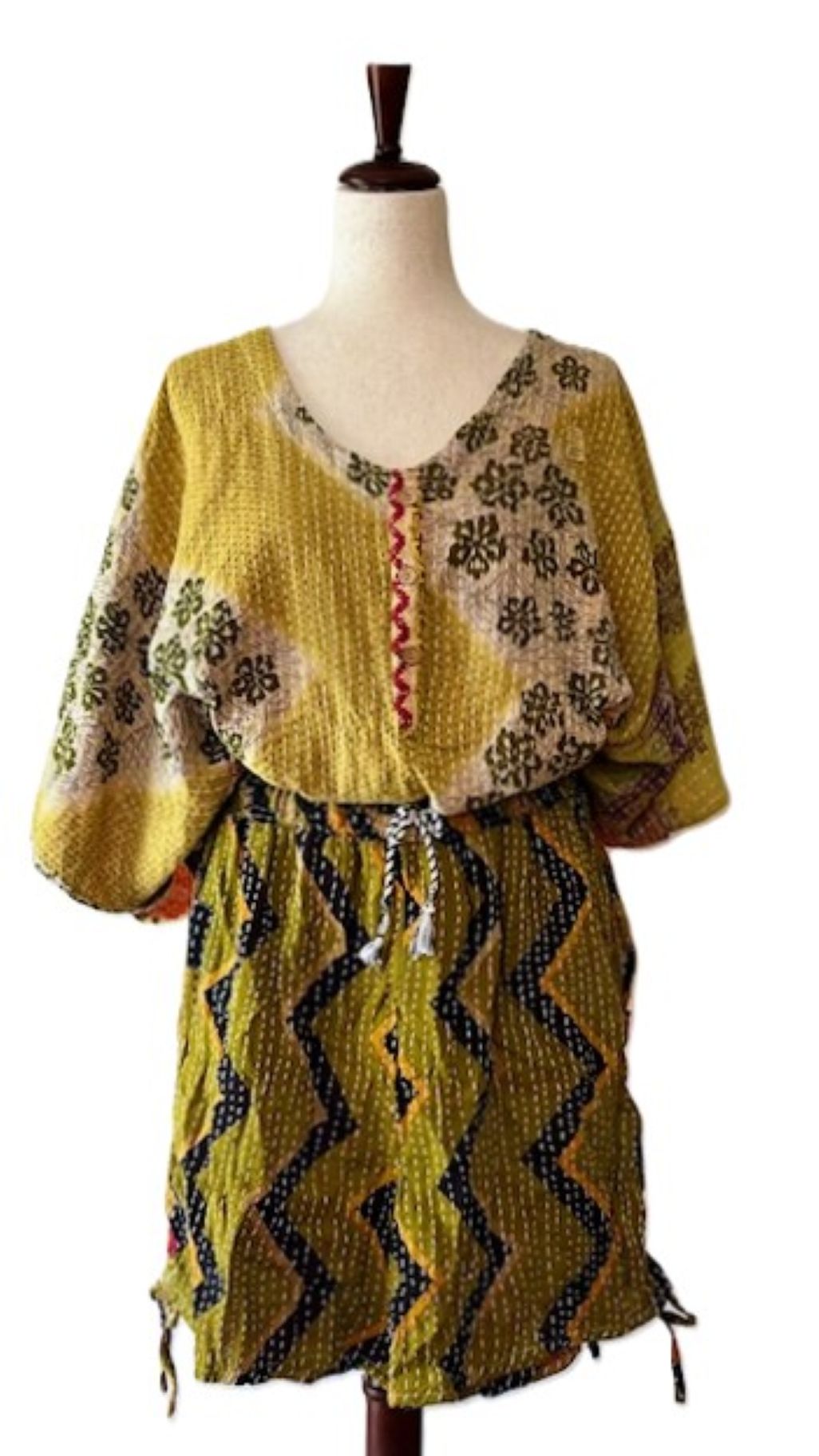 Kantha Bae Shortie Muu Has Flair (Olive)