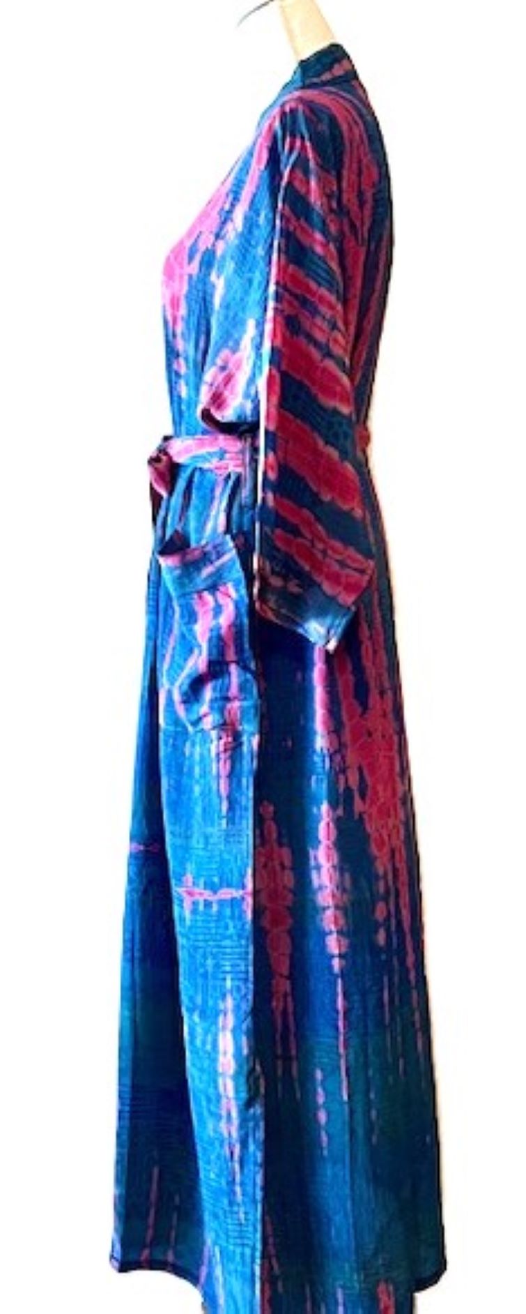 Top of the Line Silk Kimono Tie Dye Duster. Royal and Pink.