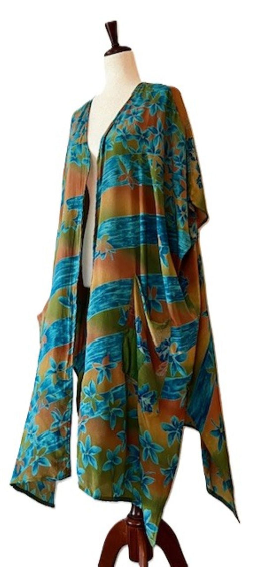 Kantha Bae Silk Solstice Kimono, The Perfect Overwear Layer (Desert)