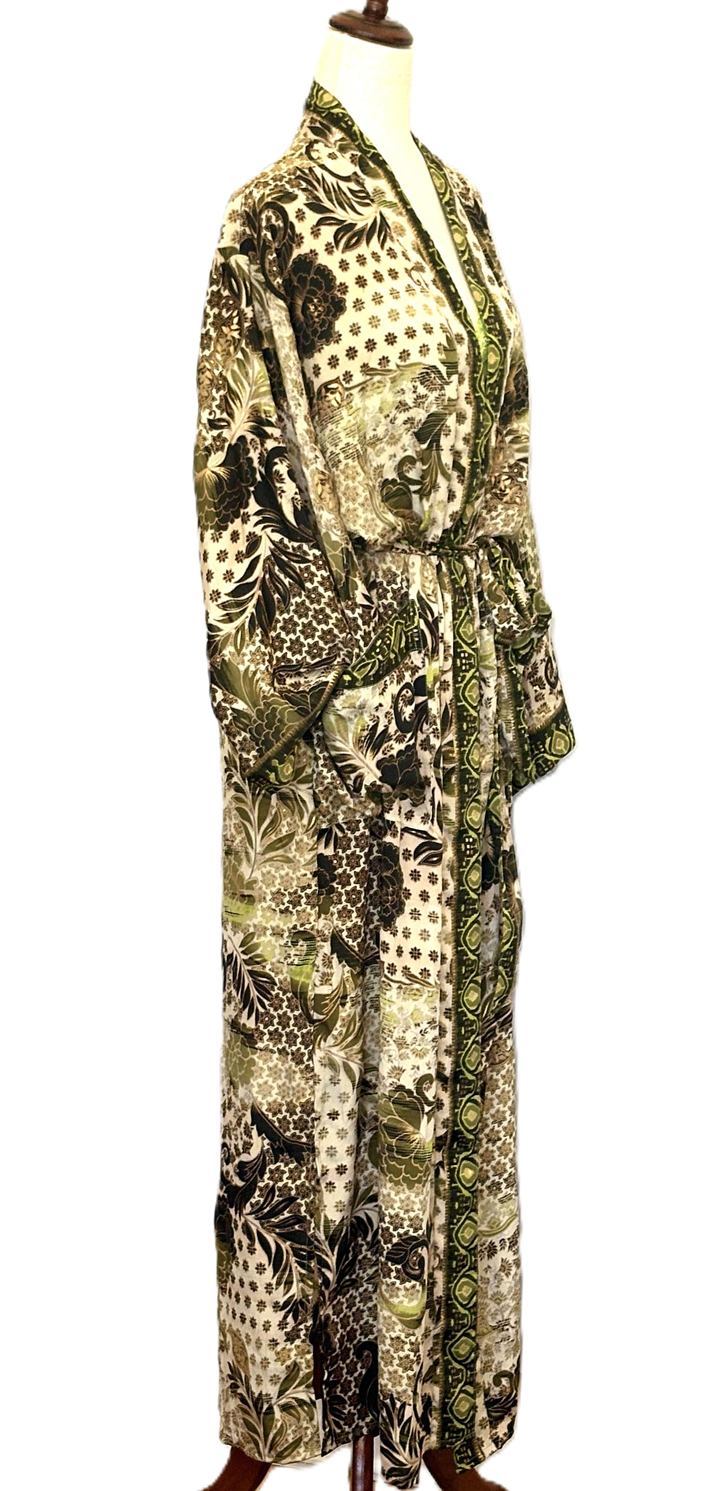 Signature Collection, Long Silk Kimono Duster.  Dramatic Print. (Green)