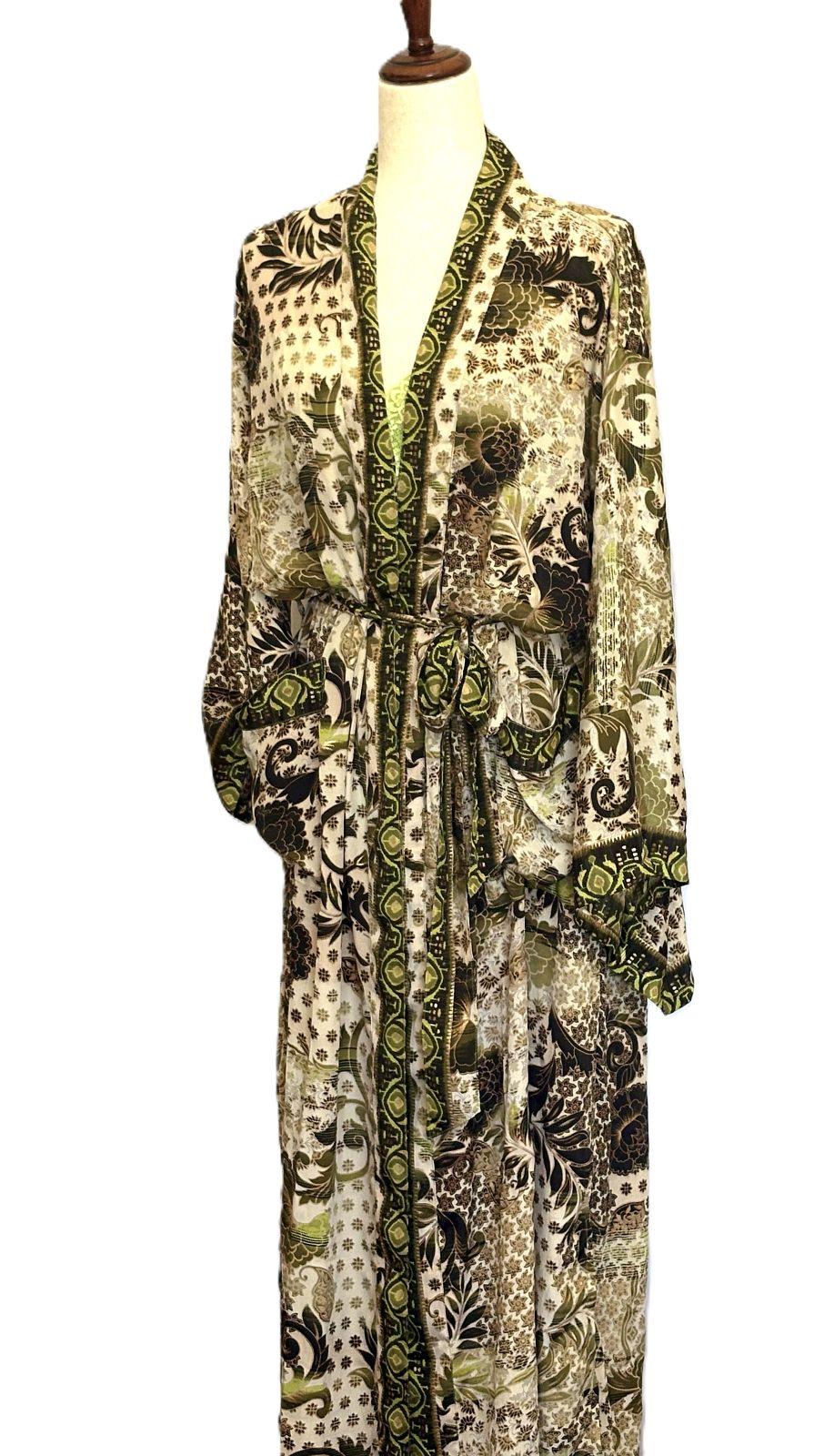 Signature Collection, Long Silk Kimono Duster.  Dramatic Print. (Green)