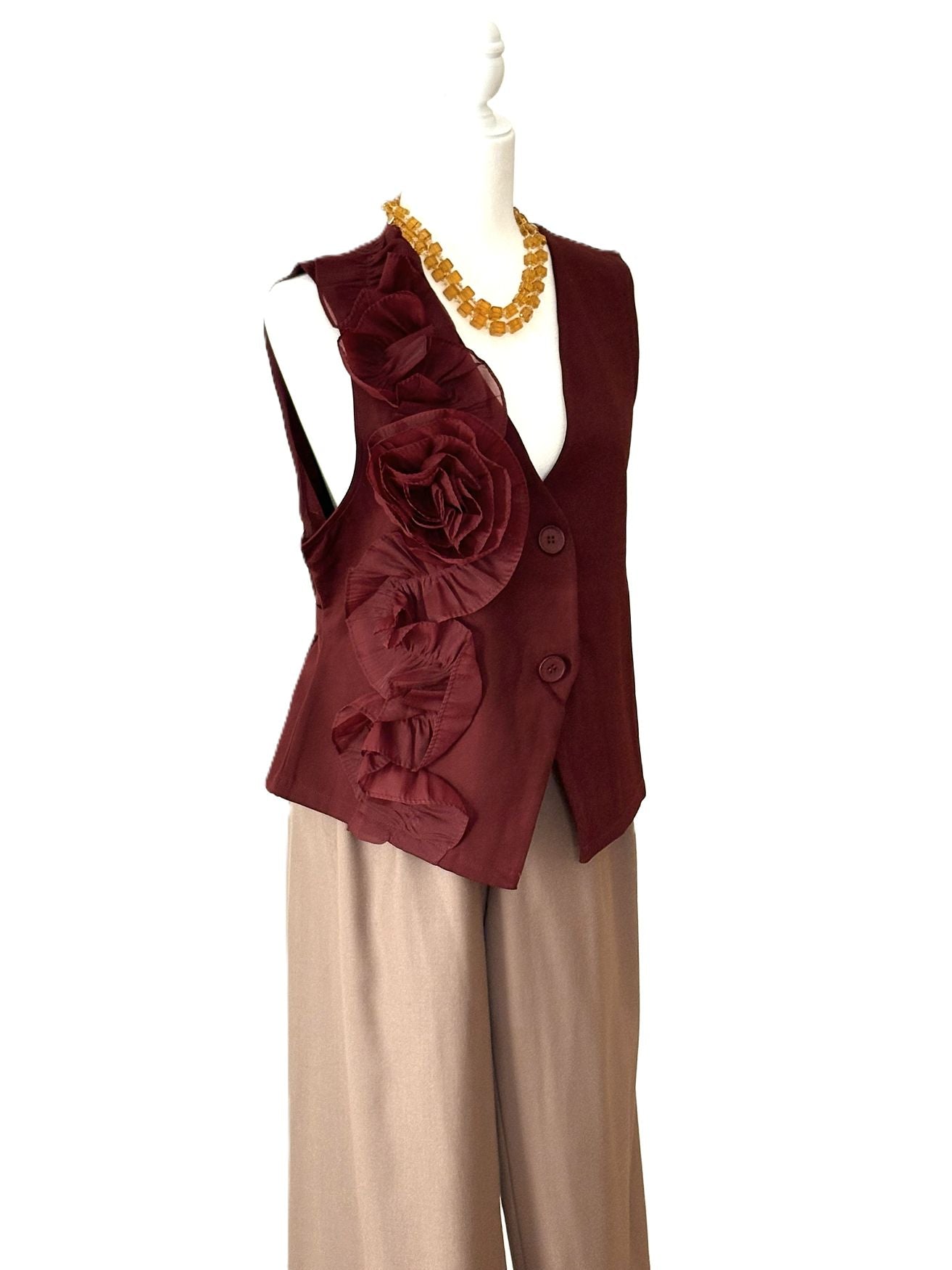 Vest. Floral Applique Vest New For The Season. (2 Colors)
