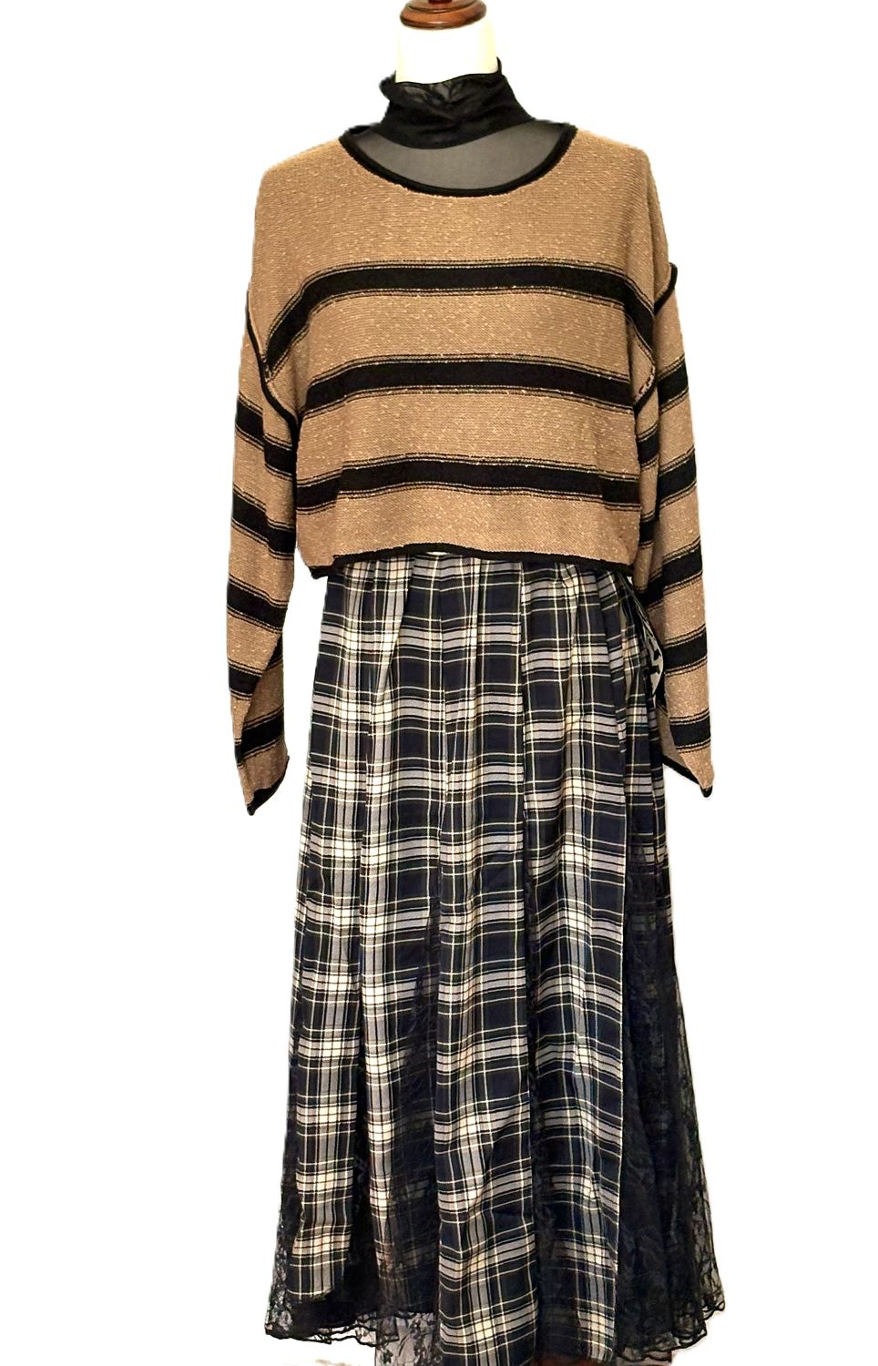 Skirt, Plaid and Lace Godet Pleated A-Line Elastic Waist Maxi (Black)