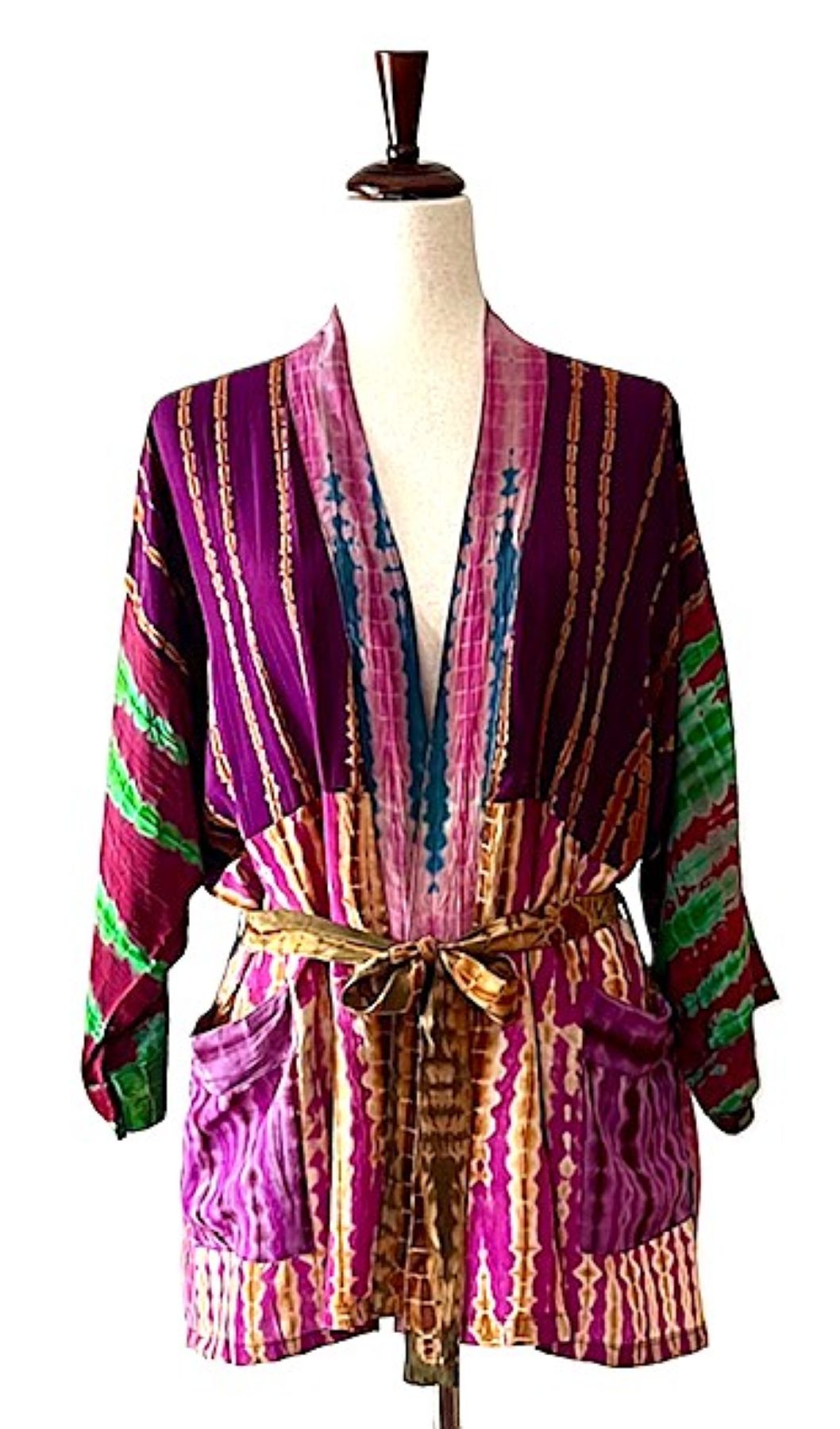 Jacket, Multi Colored Tied Dyed  Short Silk Kimono Fashionable. (Multicolor)