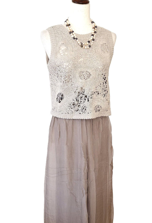 Tops: Floral Pattern Knitted Top Is On Trend