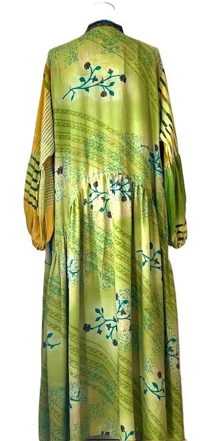 Kantha Bae New Evermore Silk Kimono Is Luxurious and Romantic (Lime)