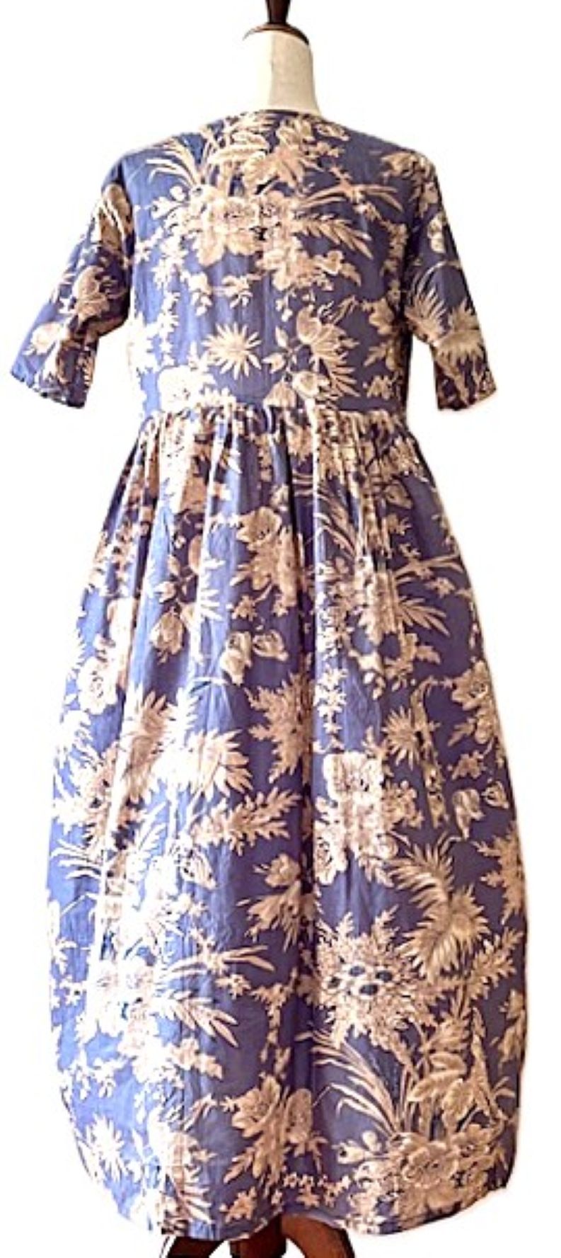 Dresses: New Floral Cotton Handblock Midi. Perfect For Fall. (Lilac)