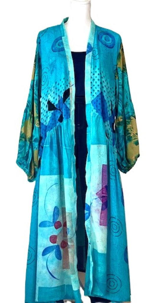 Kantha Bae New Evermore Silk Kimono Is Luxurious and Romantic (Aqua)