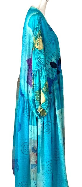 Kantha Bae New Evermore Silk Kimono Is Luxurious and Romantic (Aqua)