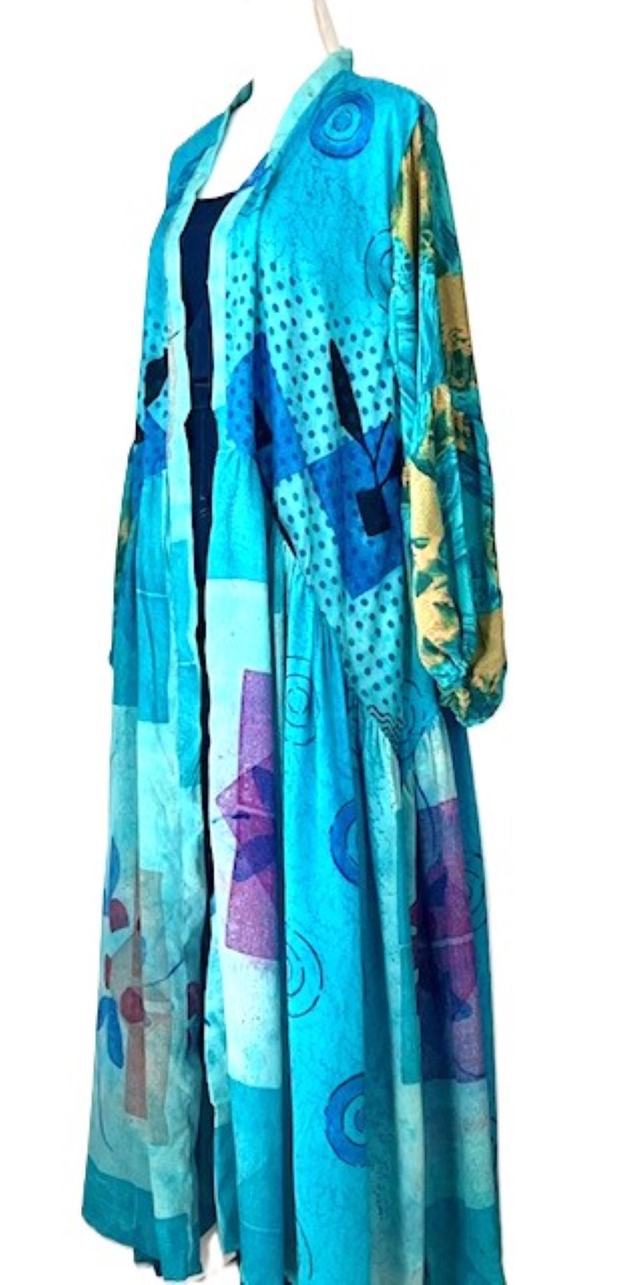 Kantha Bae New Evermore Silk Kimono Is Luxurious and Romantic (Aqua)