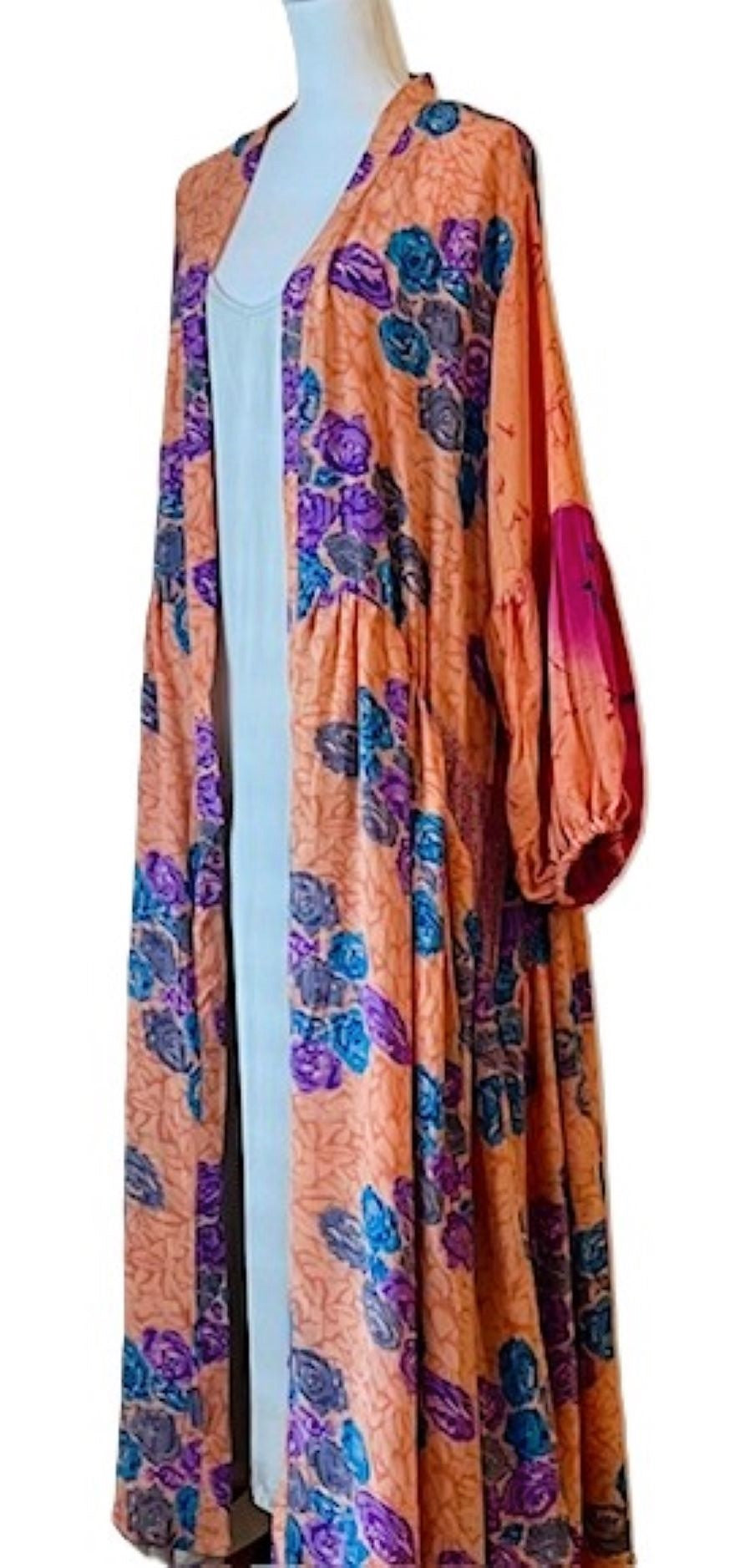 Kantha Bae New Evermore Silk Kimono Is Luxurious and Romantic (Peach)