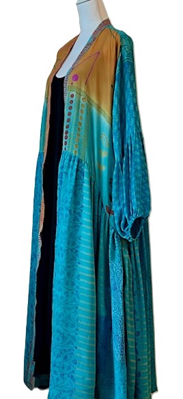 Kantha Bae New Evermore Silk Kimono Is Luxurious and Romantic (Blues)