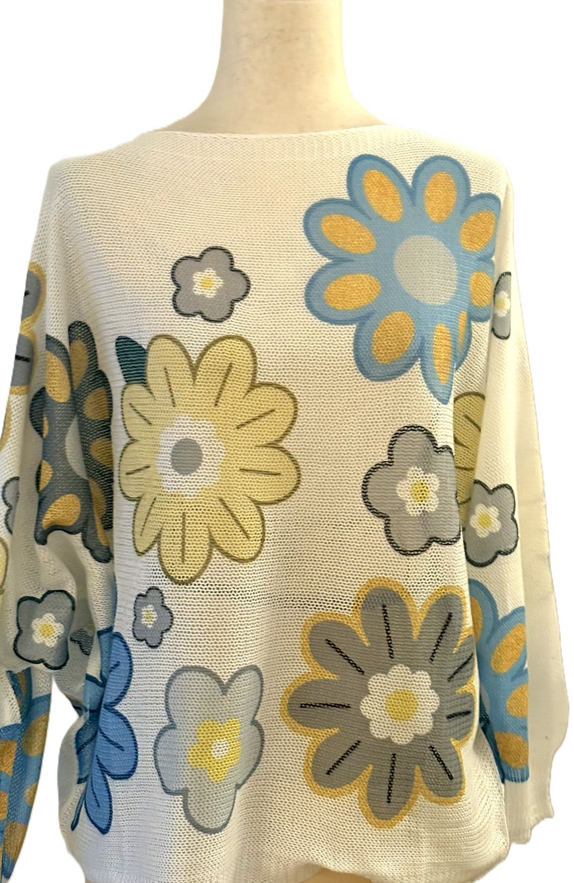 Italian Knit White Daisy Round Printed Sweater: Lightweight Cream,  One Size