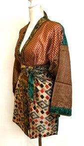 Stunning Short Vintage Art Silk Kimono Jacket (Bronze/Red)