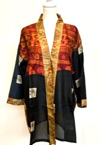 Stunning Short Vintage Art Silk Kimono Jacket (Black and Gold)