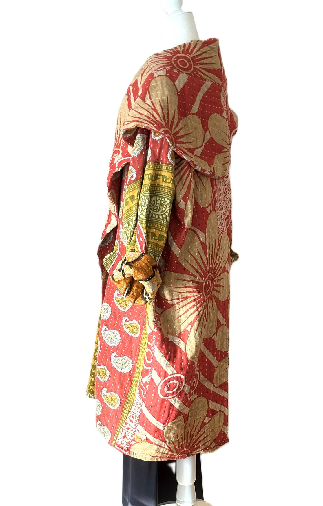 Kantha Bae's New Nomad Coat!  Let The Adventures Begin. (Red Floral)