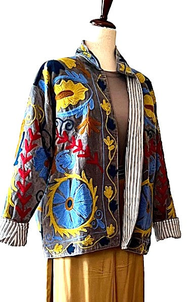 Jacket, Handmade Suzani Velvet Fully Reversible Jacket: Embroidered Folk Art  (Gray)