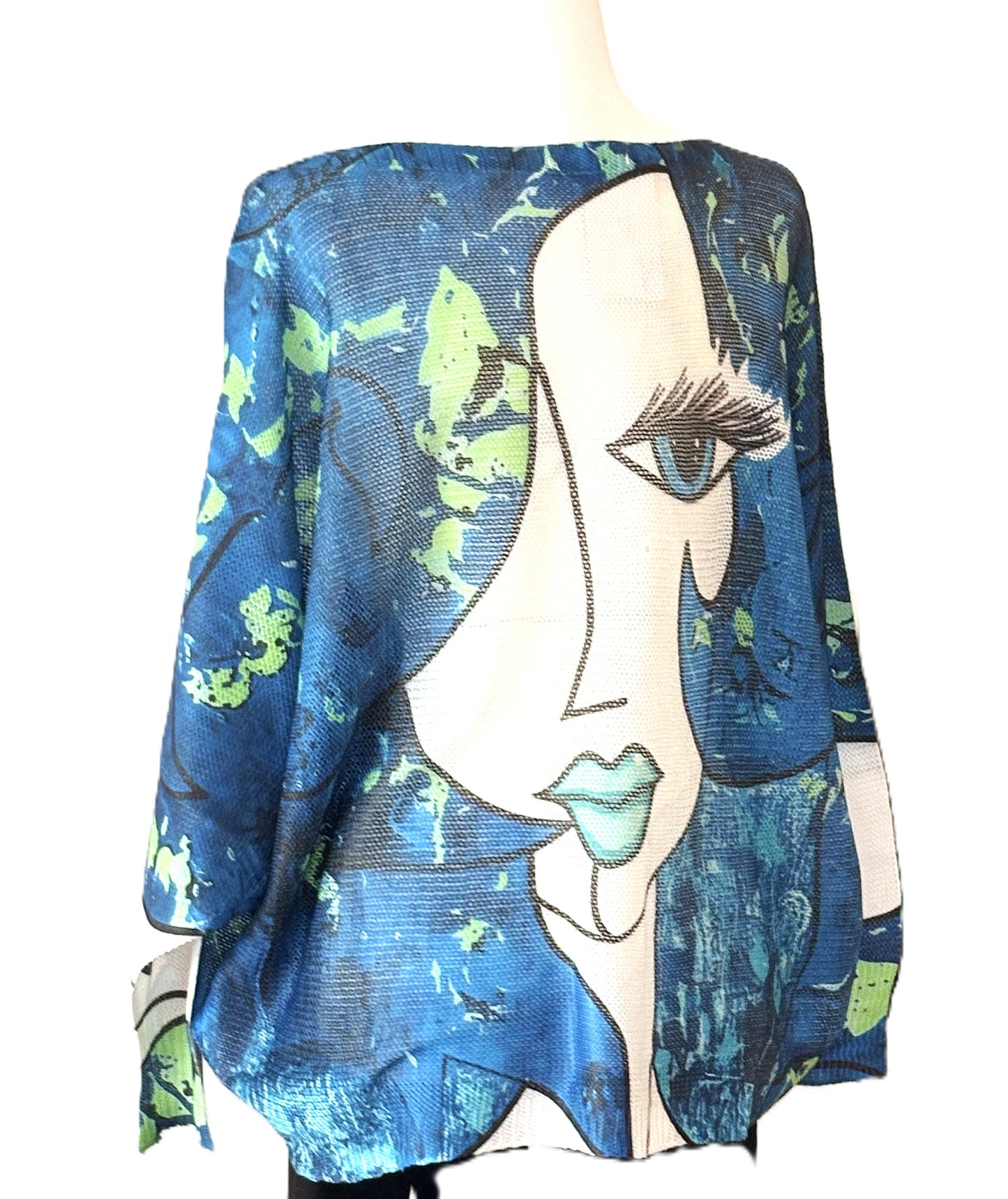 Italian Knit Sweater, Picaso Muse. (Blue)