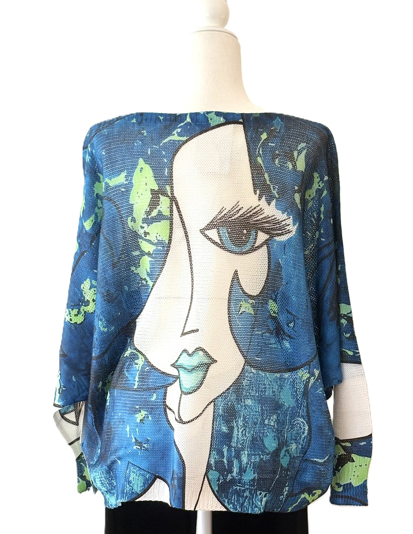 Italian Knit Sweater, Picaso Muse. (Blue)