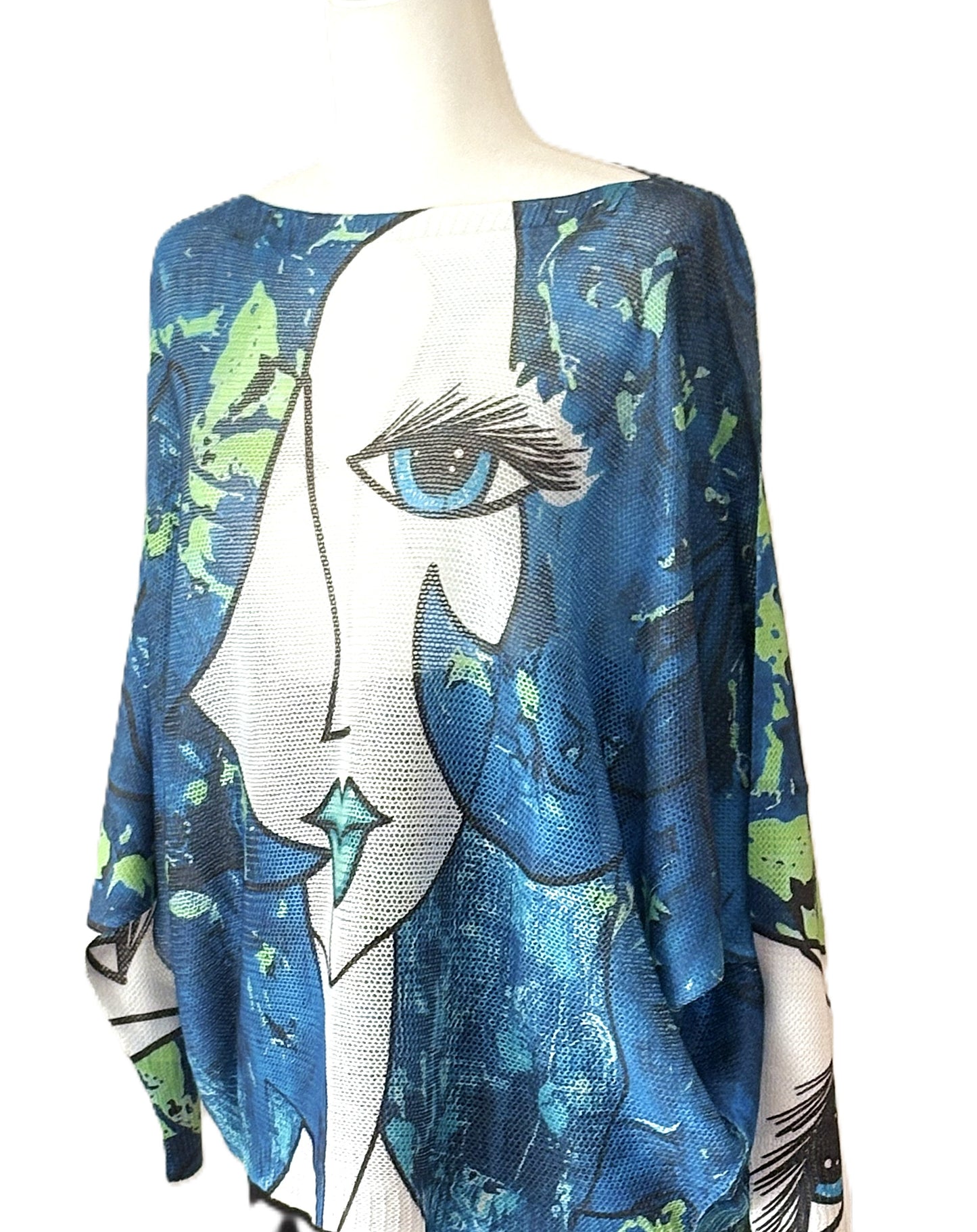 Italian Knit Sweater, Picaso Muse. (Blue)