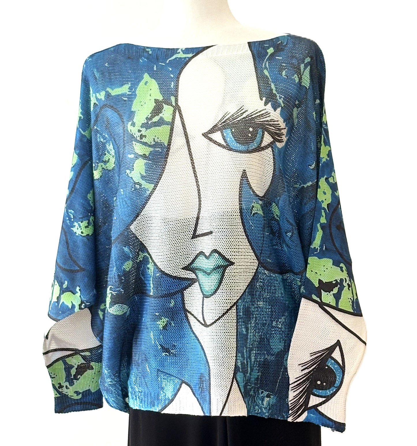 Italian Knit Sweater, Picaso Muse. (Blue)