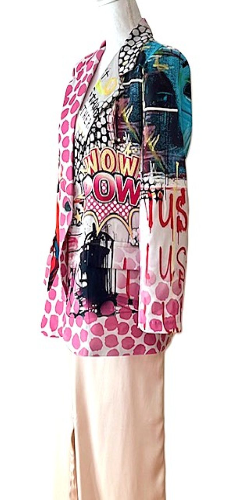 Contemporary Italian Pop Art Print Blazer Is Fun (Pink)