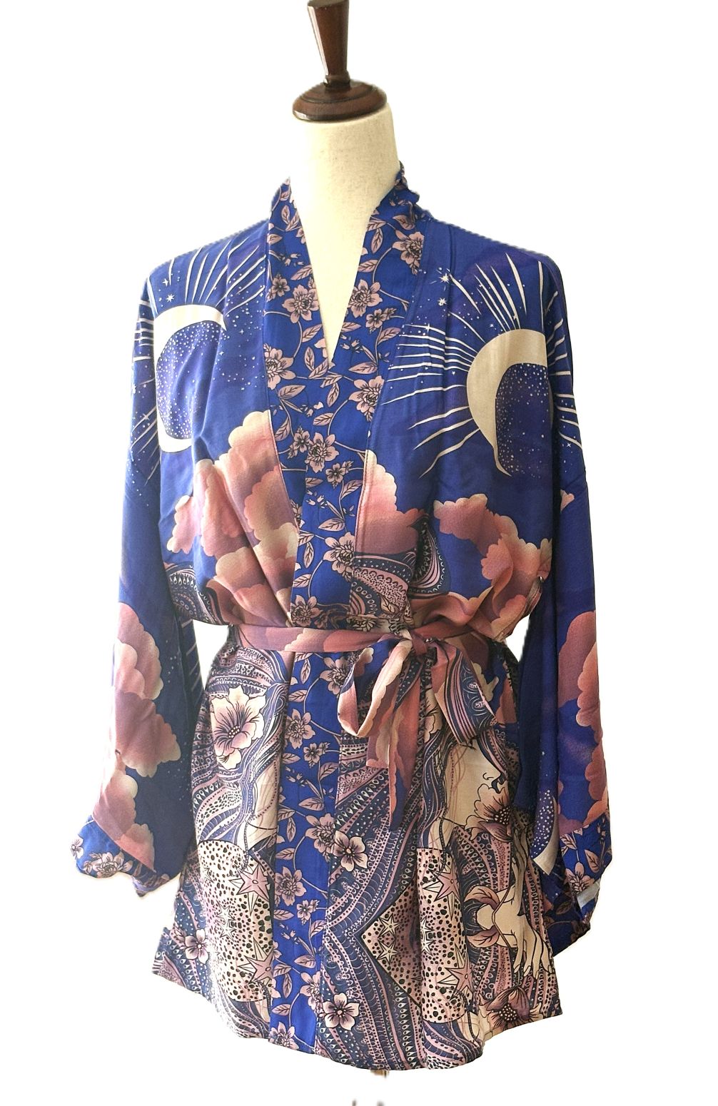 Short Moon Phase Kimono Jacket. Celestial (Pink Blue)