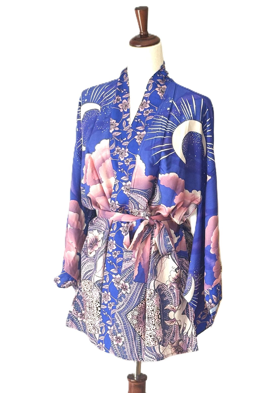 Short Moon Phase Kimono Jacket. Celestial (Pink Blue)