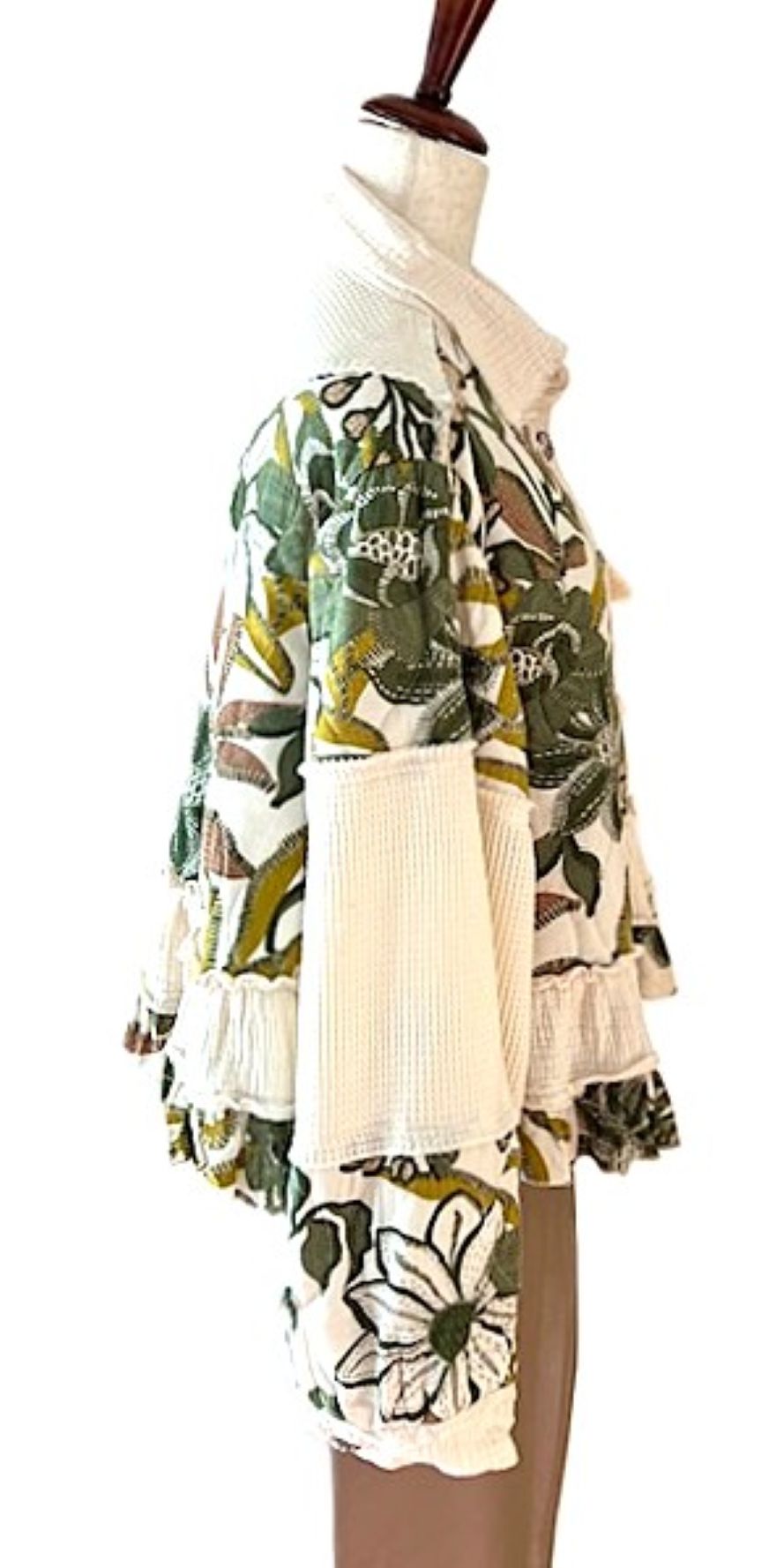 Jacket: Short Vintage Style Floral Pattern Boho Top, The Perfect Top Layer All Year.