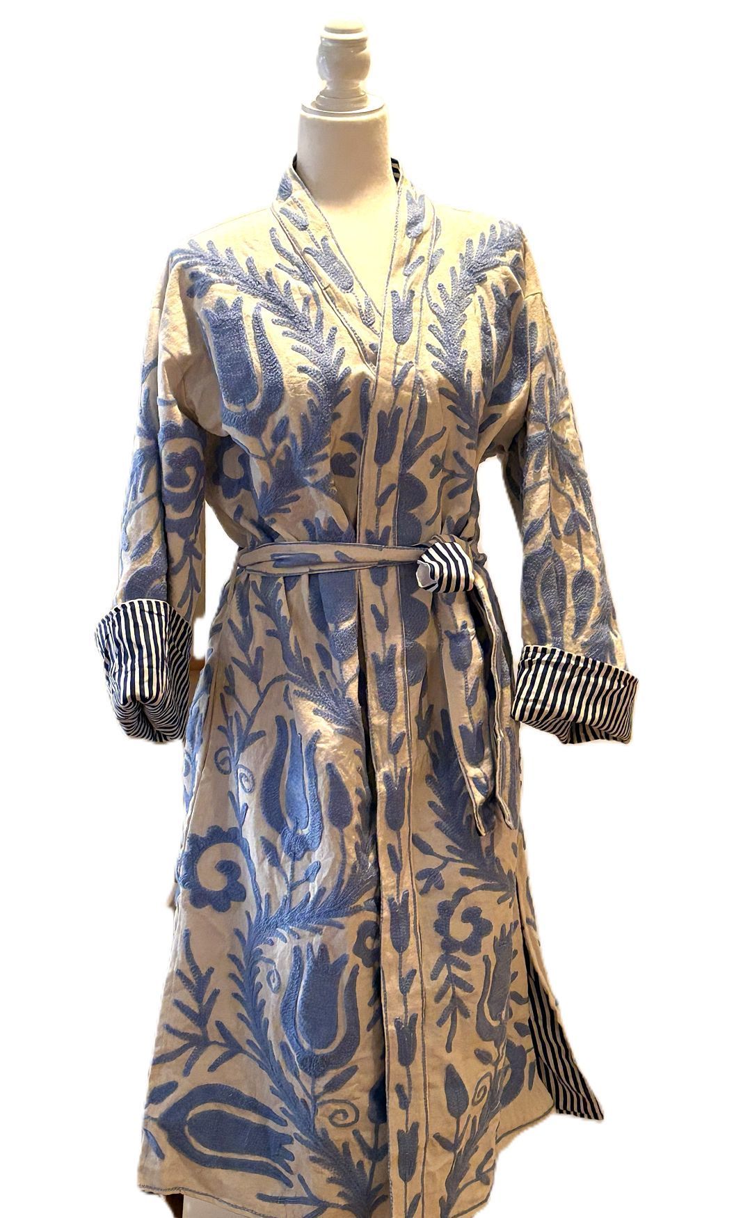 Jacket: Midi Embroidered Velvet Suzani Top Coat Is Impressive, Color (Sky Blue).