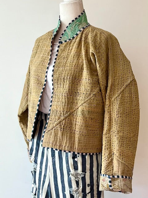 NEW STYLE  Smart Reversible Quilted Bolero Style Jacket With Piping (Sand)