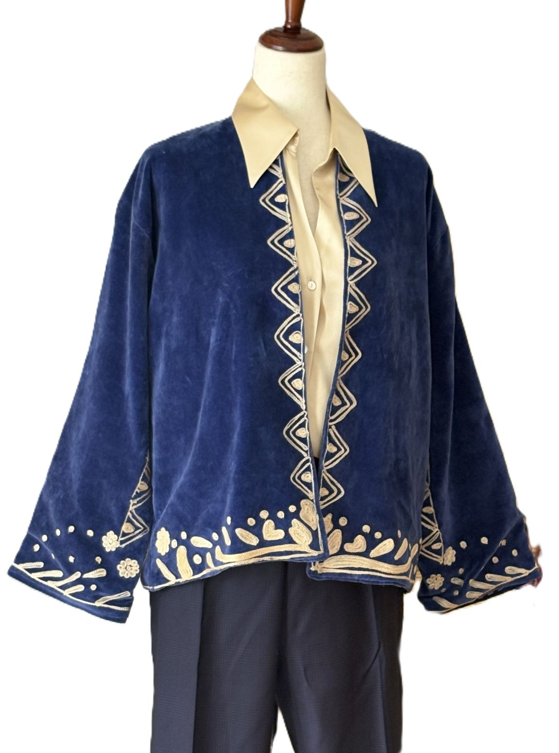 Specialty Collection: Easy, Tailored Short Jacket, Hand Embroidered. (Royal Cream)