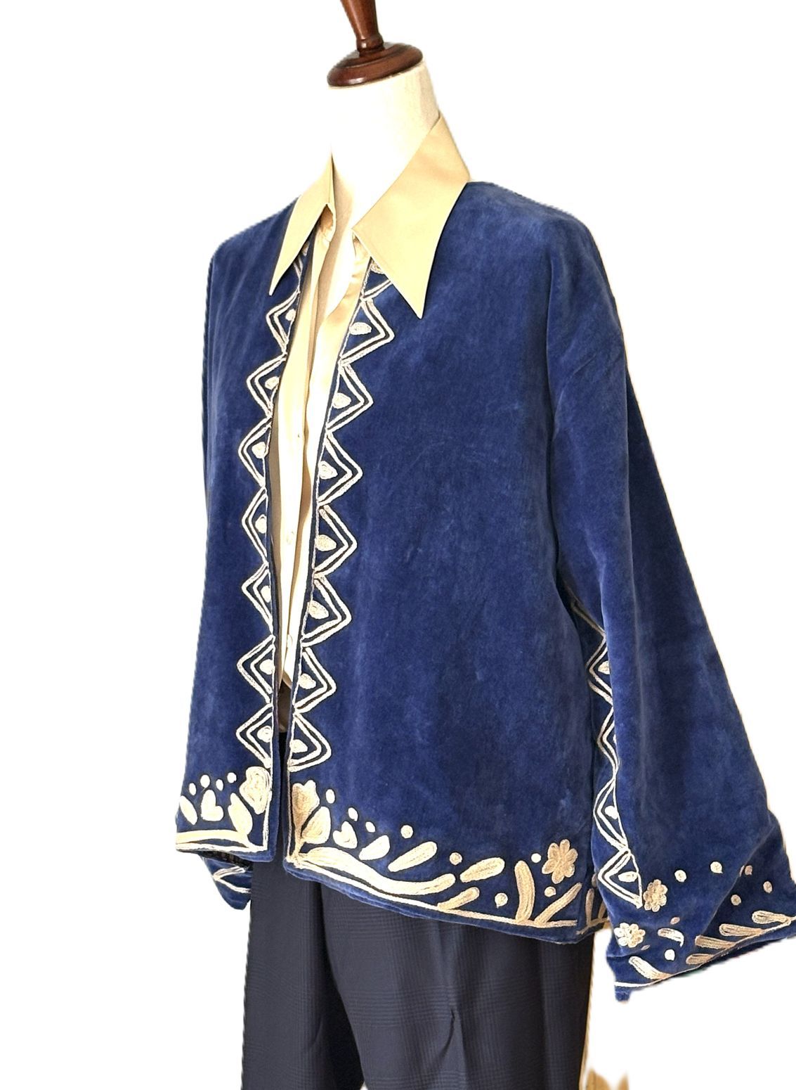 Specialty Collection: Easy, Tailored Short Jacket, Hand Embroidered. (Royal Cream)