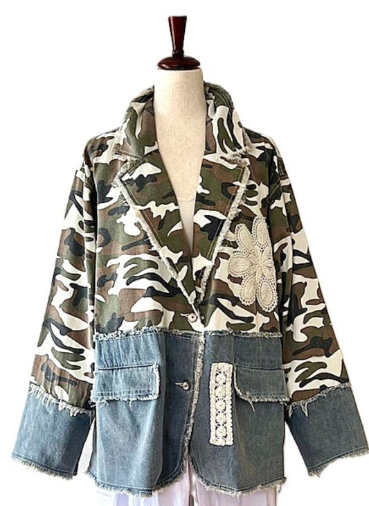 Long Sleeve Patchwork Camo Jacket With Woven Lace