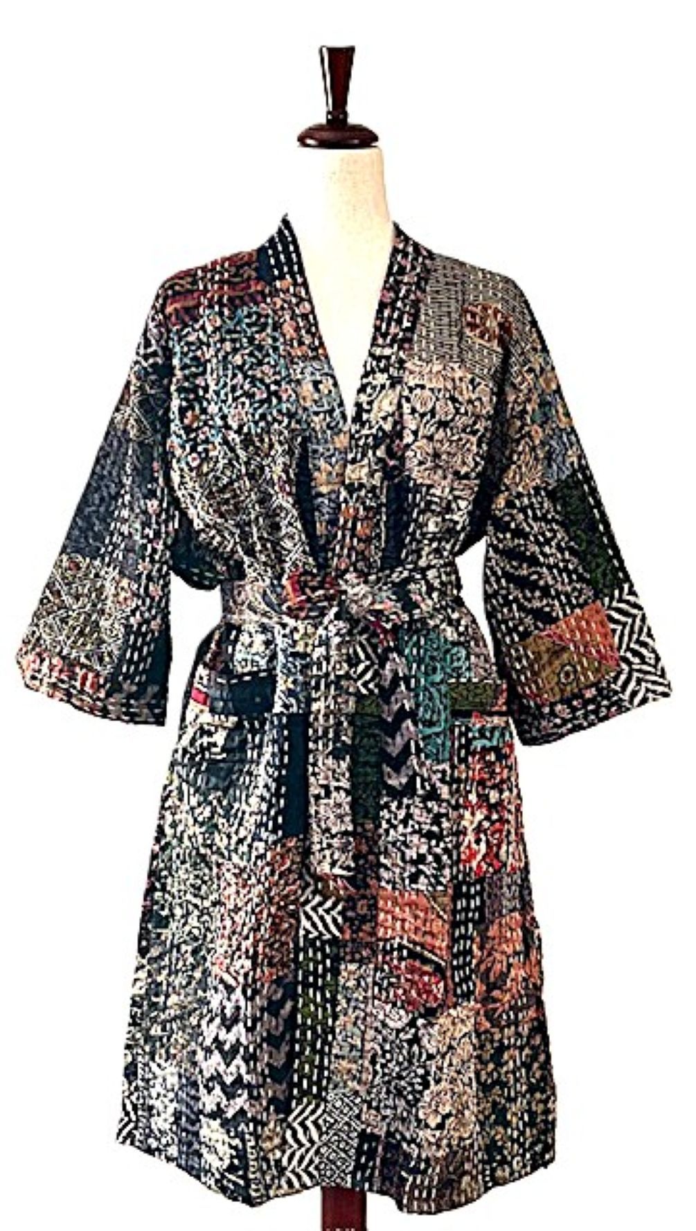 Spectacular Short Designer Patchwork Silk Kimono.  Knock Out Color Blend. (Charcoal)