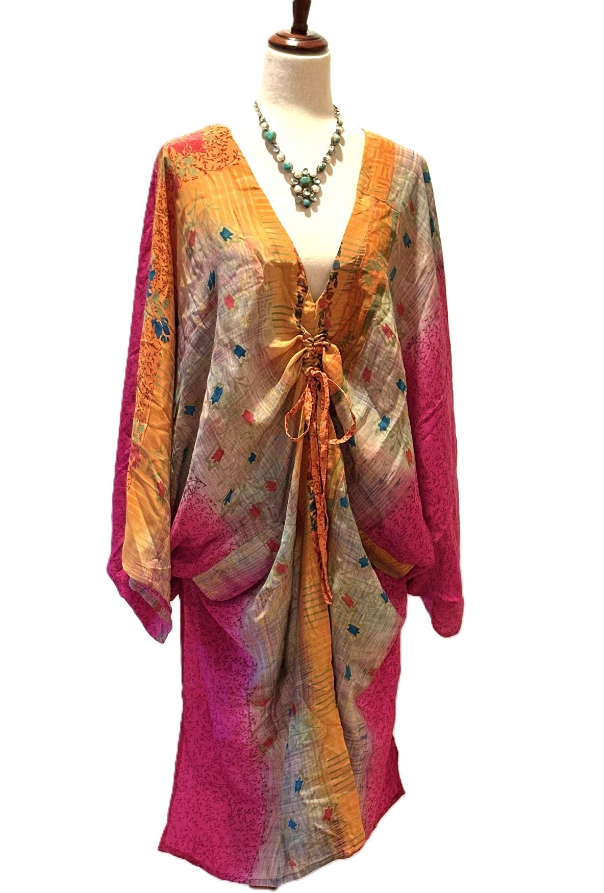 Kantha Bae Crepe Sari Moondance Muu  (Orange Pink)