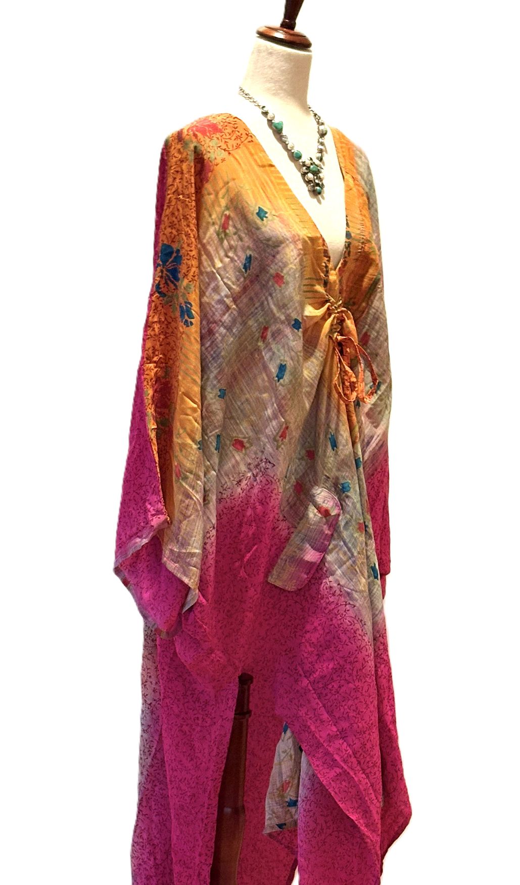 Kantha Bae Crepe Sari Moondance Muu  (Orange Pink)