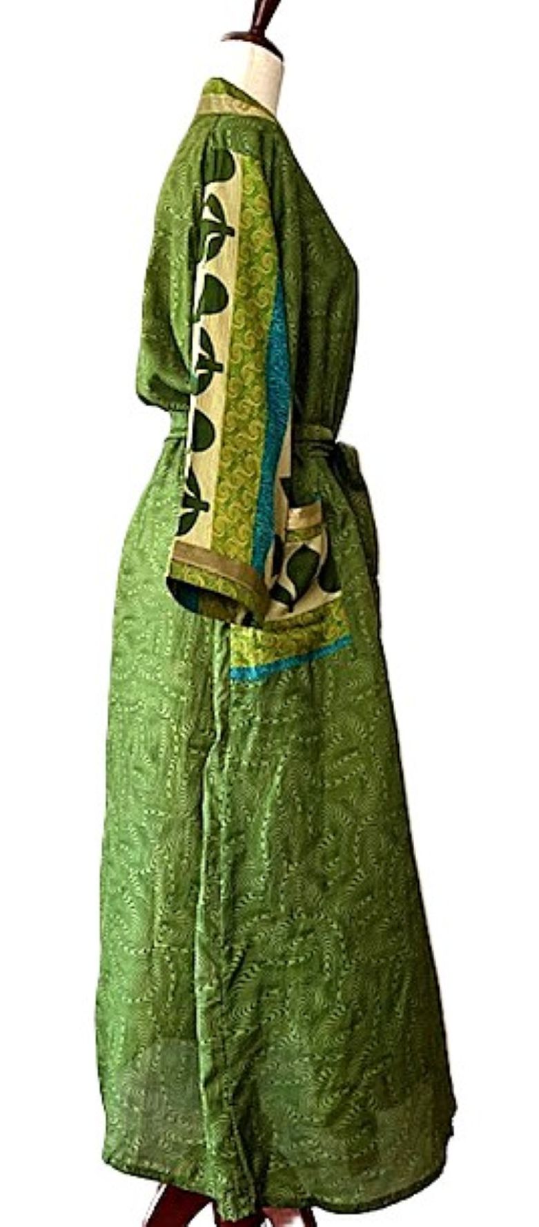 Full Sleeve Silk Kimono Duster Dress: Subtle Geometric Print (Green)