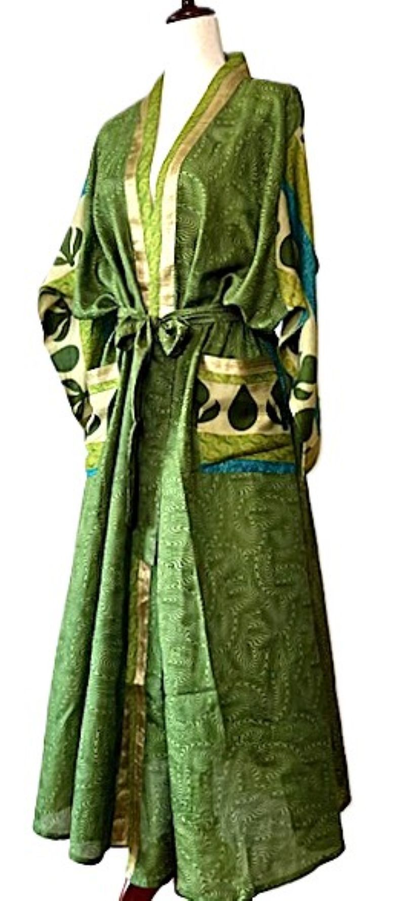 Full Sleeve Silk Kimono Duster Dress: Subtle Geometric Print (Green)