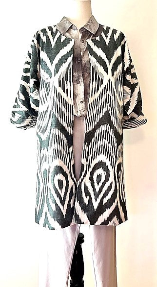 Handwoven, Loomed and Dyed Uzbek Ikat Chapan Stroller Coat (Black)