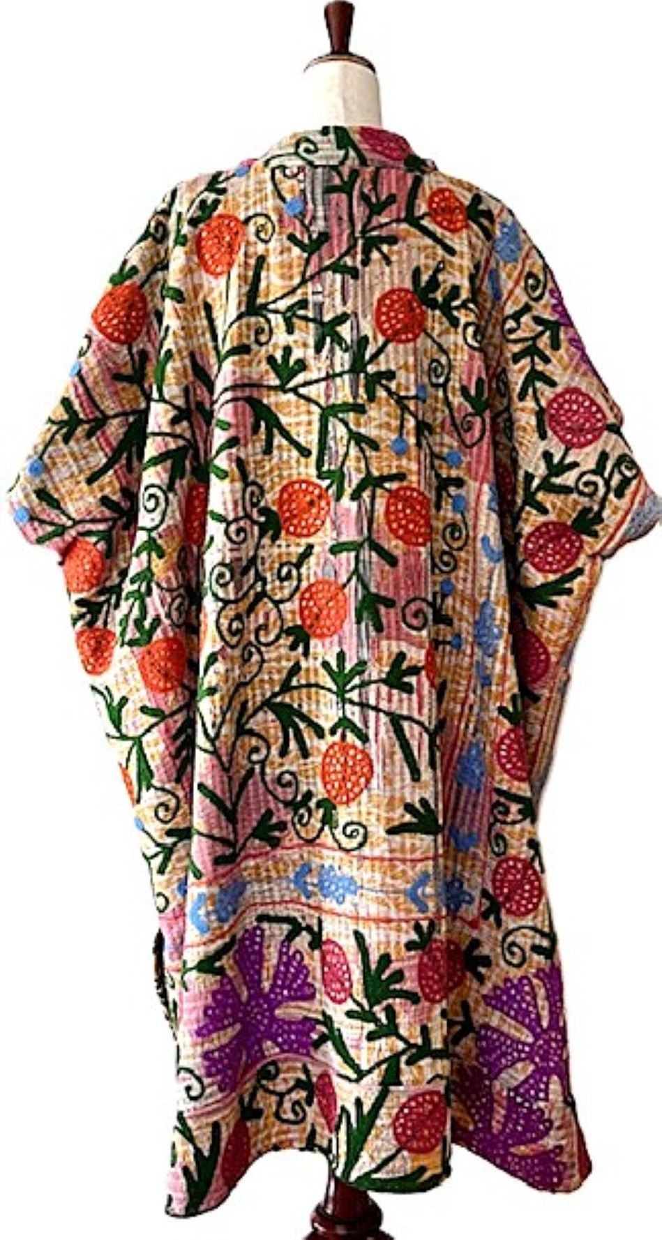 Kantha Bae Exceptional Suzani Muu, Colorful and Fully Embroidered  (Florals)