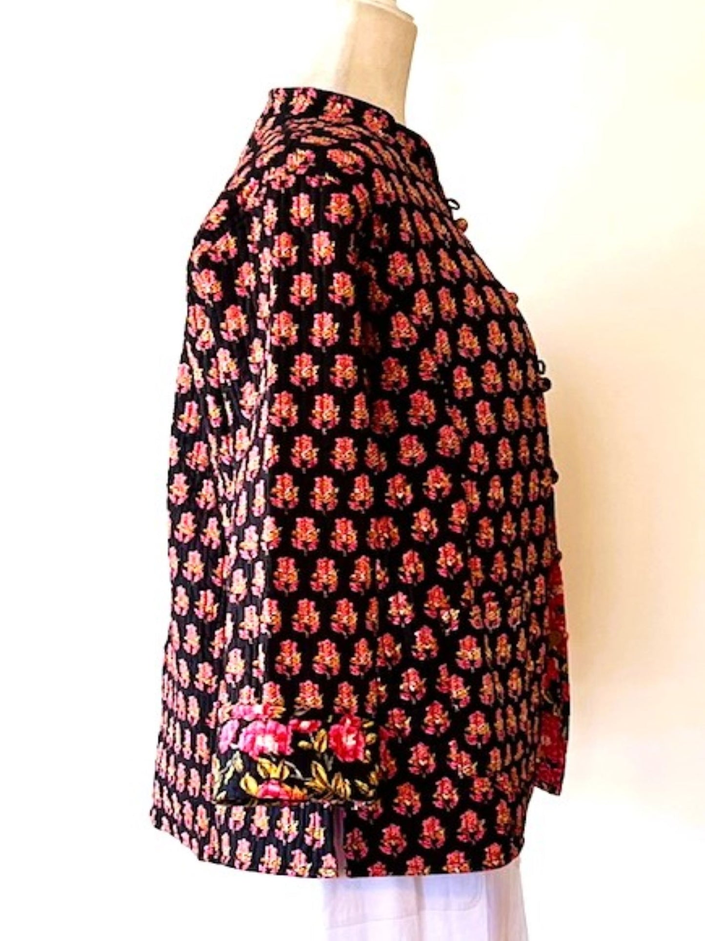 Specialty Collection: Fashionable Waistcoat Jacket, Fully Reversible. (Rose)