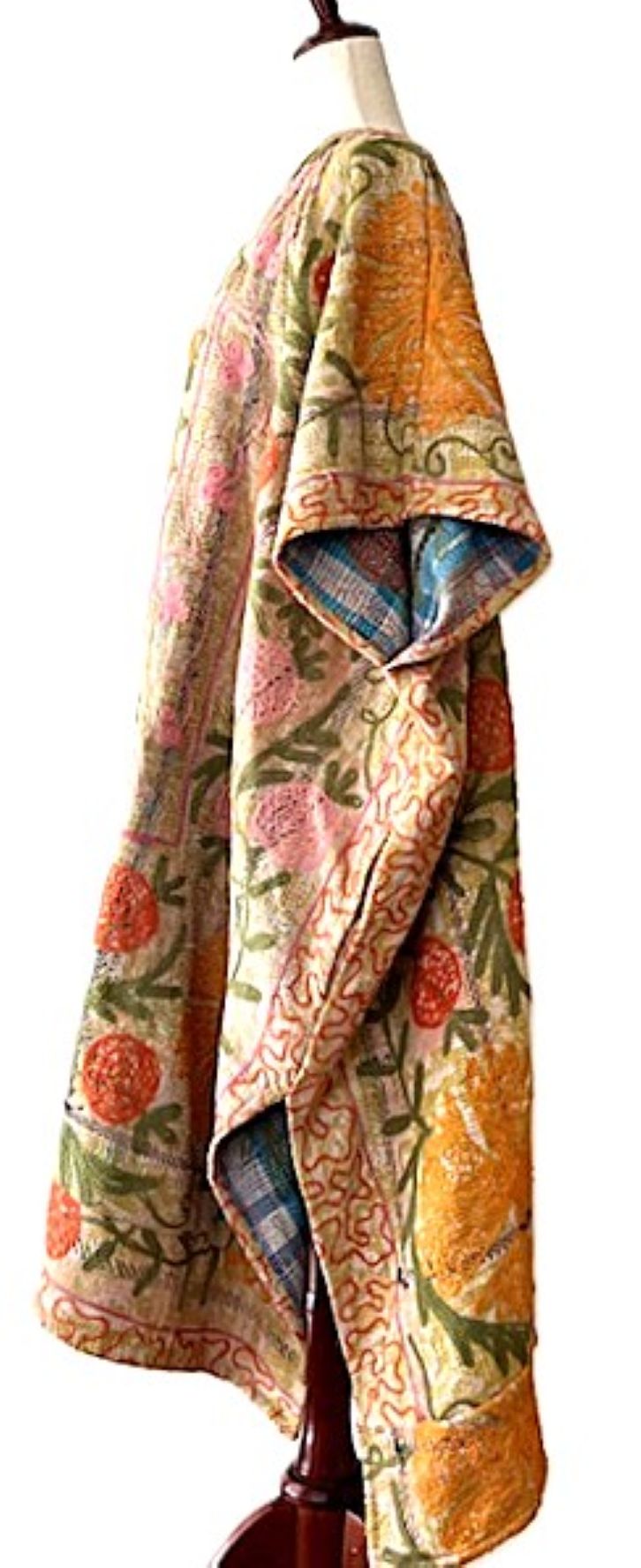 Kantha Bae Exceptional Suzani Muu, Colorful and Fully Embroidered  (Soft Floral)