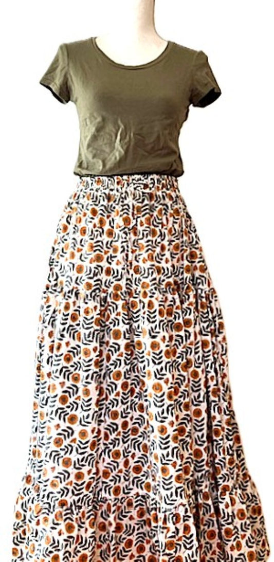 Skirt: Long Cotton Tiered Skirt with Pockets is a must in your wardrobe (Flowers)