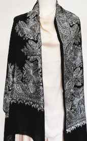 Embroidered Wool Shawl. Collector's shawl.