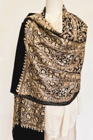 Embroidered Wool Shawl. Collector's shawl.